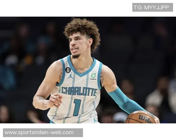 拉梅洛鲍尔第三节三分球精准发力助球队逆转拿下22分表现惊艳 拉梅洛鲍尔第三节三分球精准发力助球队逆转拿下22分表现惊艳